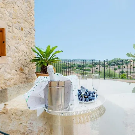 Sa Serra Villa *